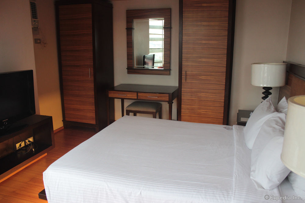 Soleste Suites Bandar Quezon Luaran gambar