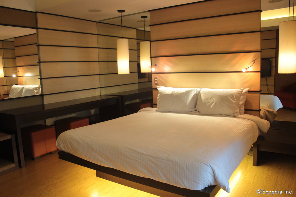 Soleste Suites Bandar Quezon Luaran gambar