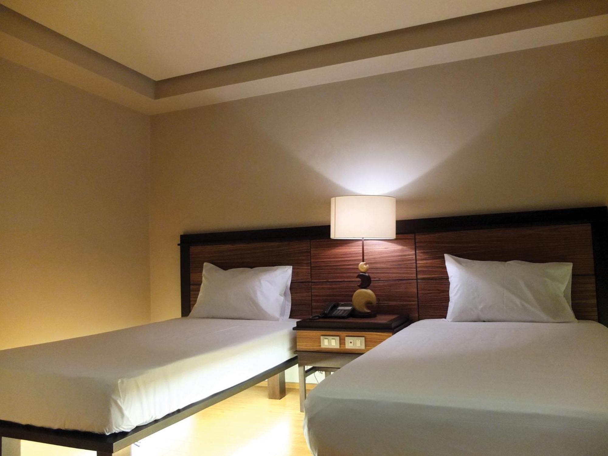 Soleste Suites Bandar Quezon Luaran gambar