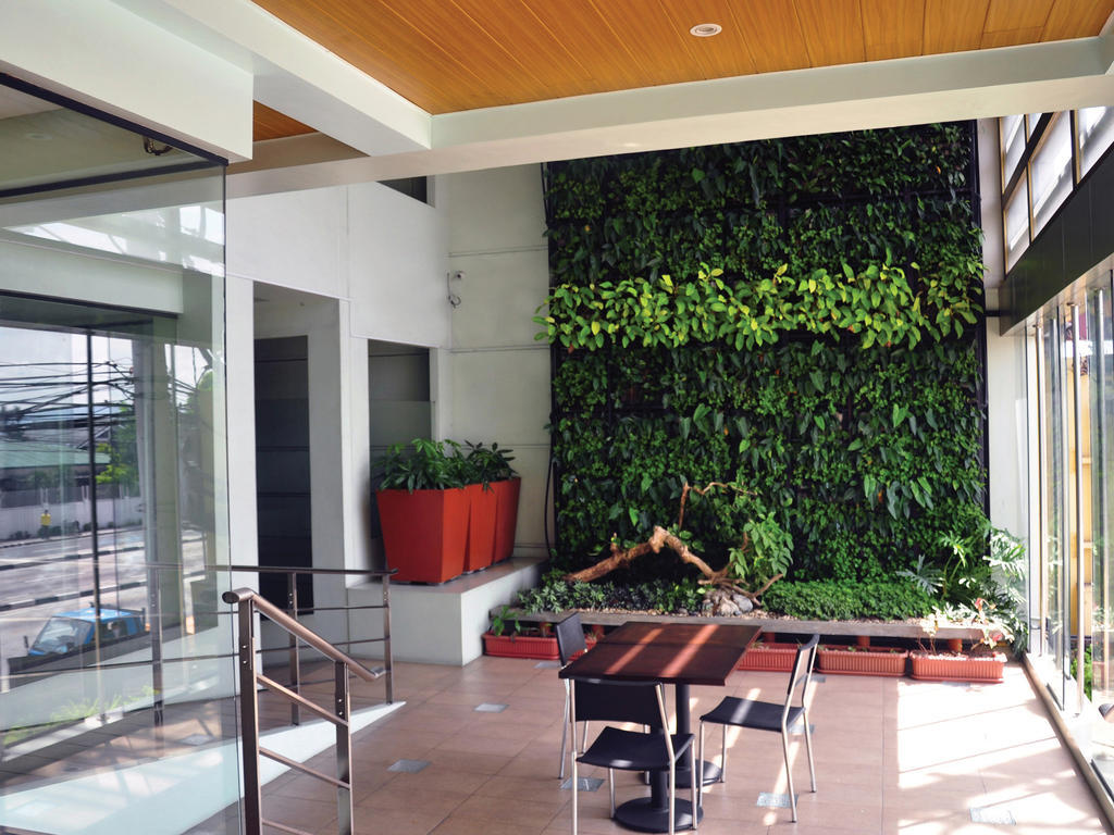 Soleste Suites Bandar Quezon Luaran gambar