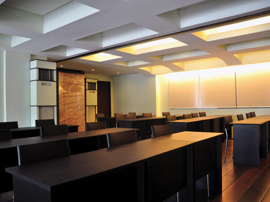 Soleste Suites Bandar Quezon Luaran gambar