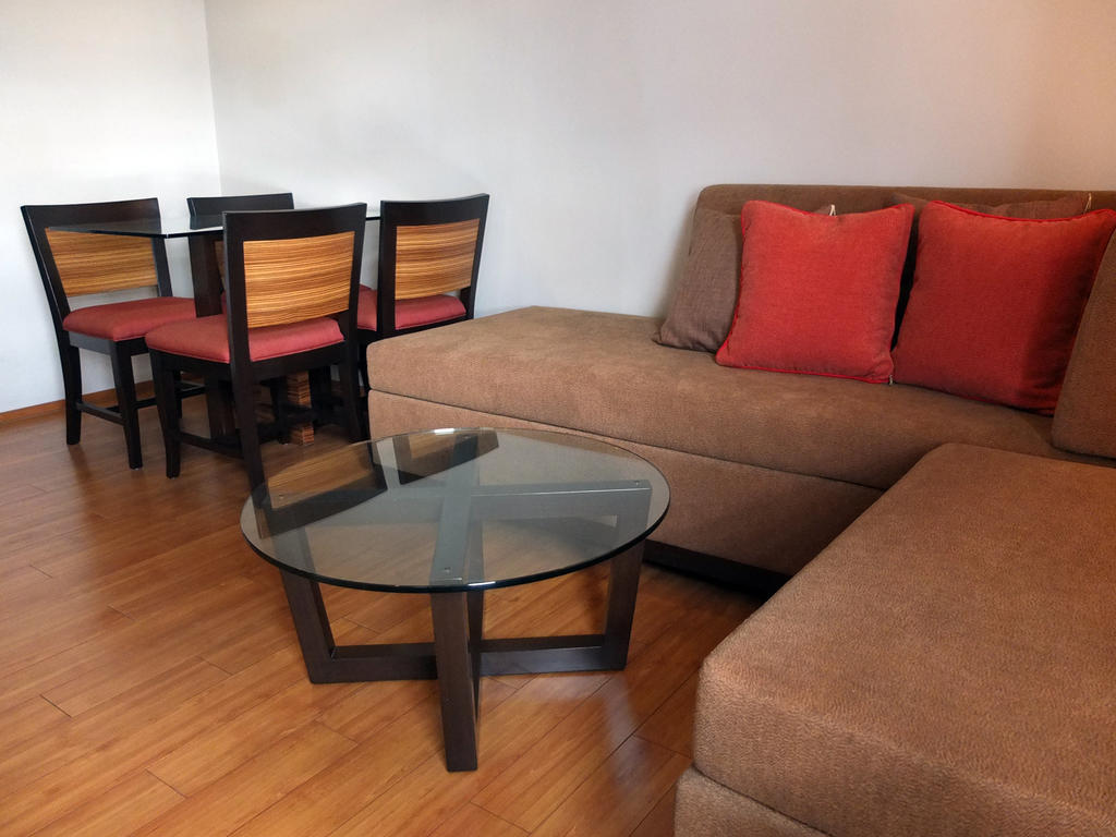 Soleste Suites Bandar Quezon Luaran gambar
